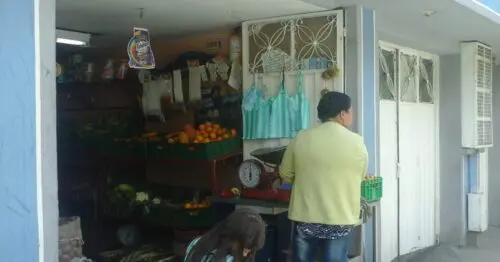 TIENDA DE BARRIO CARRERA 16C 63 CON 52 TIENDA DE BARRIO CARRERA 16C 63 CON 52